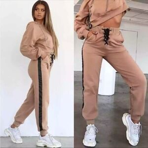 Tiger Mist Jogger Beige/Black Pacifica Lace -Up Track Pants, Size Xs